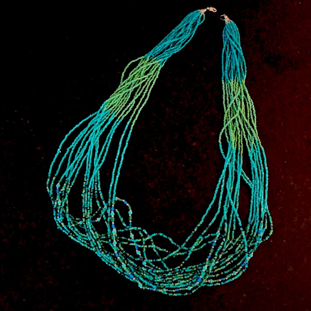 Turquoise beaded necklace